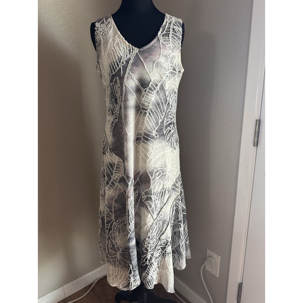 Impulse California Leaf Design Textured Dress Grey Handkerchief Hemline